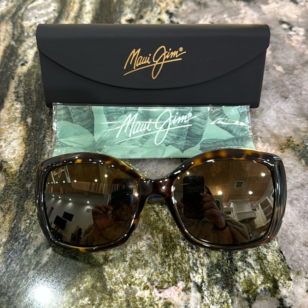 Brand New Maui Jim Women's Sunglasses.